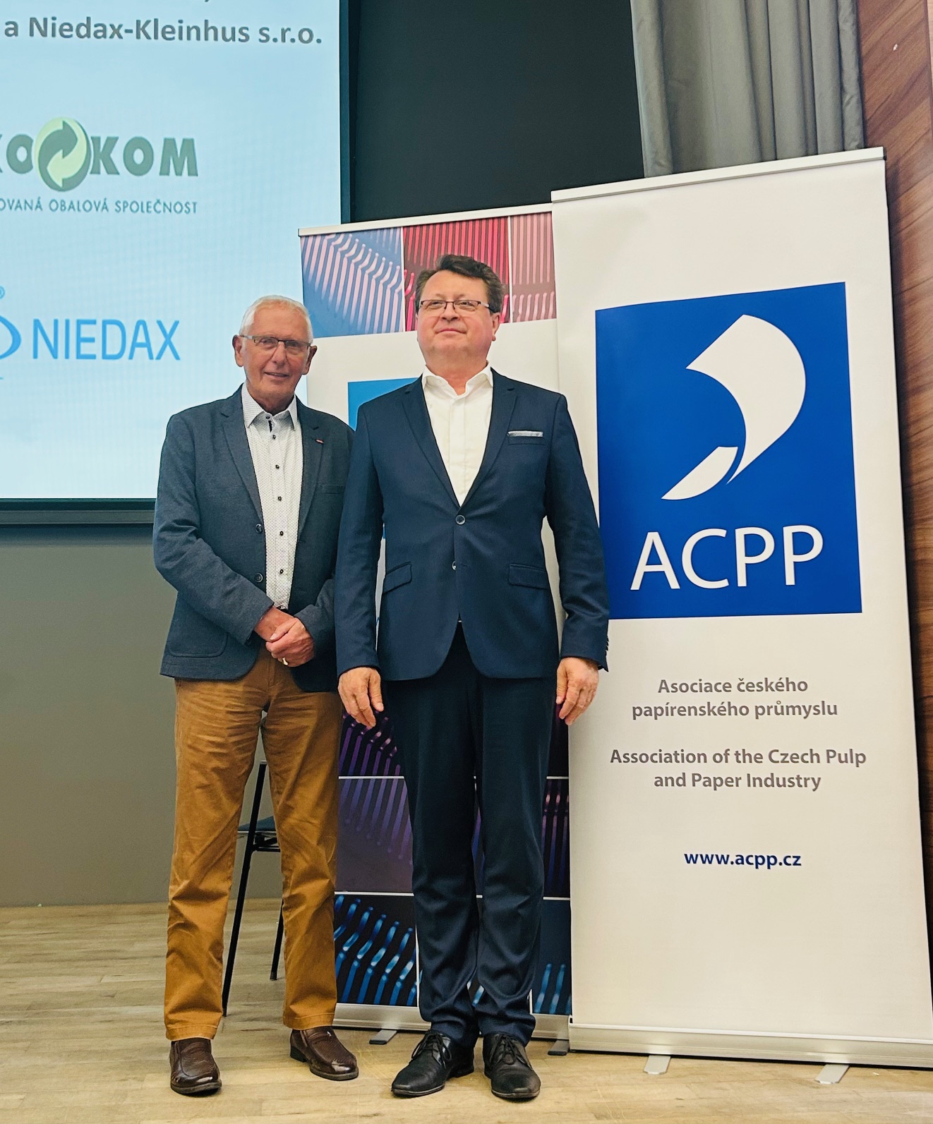 Účasť Zväzu celulózo-papierenského priemyslu SR na konferencii | ZCPP.sk